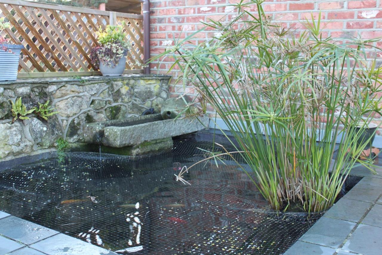 Beautiful Barn Conversion, 3 Bed, Hot Tub, Sauna, Gym, Enclosed Garden Райд Екстер'єр фото